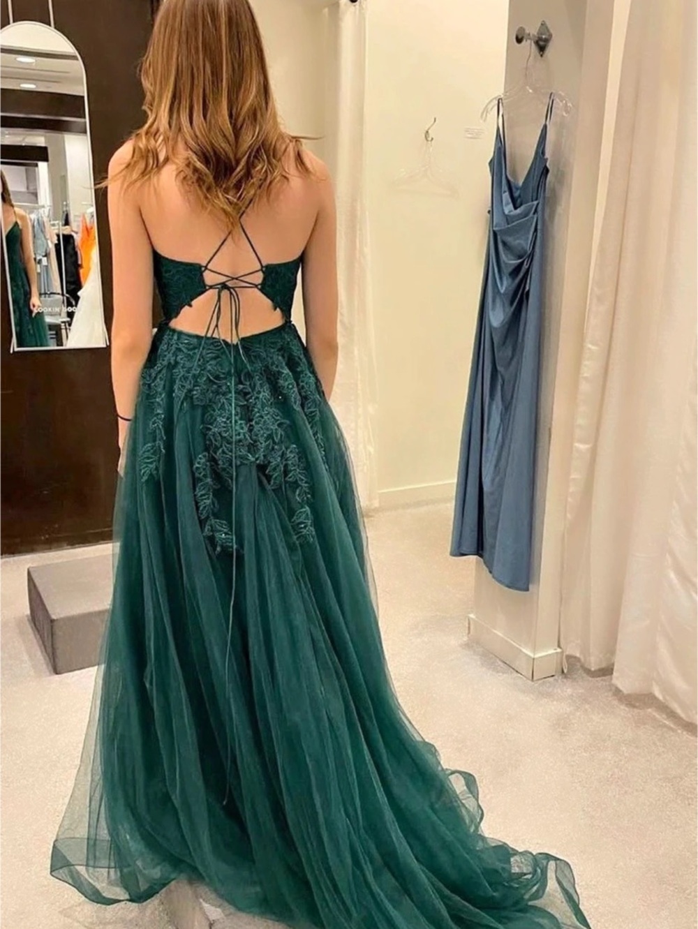 Prom/Grad Dress - Picture 2 of 3